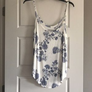 Blue floral tank  MUDD